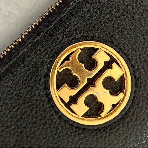 TORY BURCH Carson Pebbled Leather Zip Top Convertible Crossbody Clutch Bag Black - Picture 3 of 12